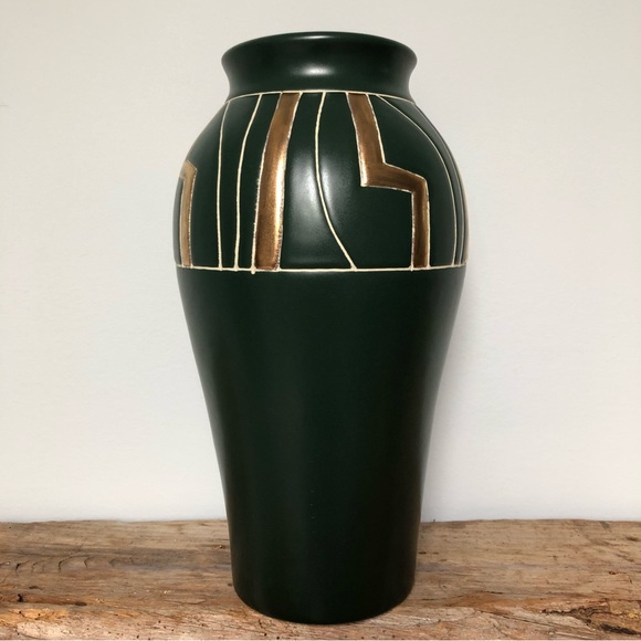 Vintage Art Deco Tall Dark Green Stoneware Vase - Picture 1 of 12